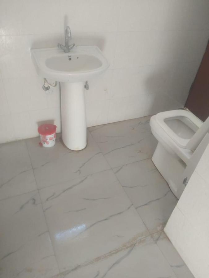 Hotel Tsr By Wb Inn Agra  Exterior photo